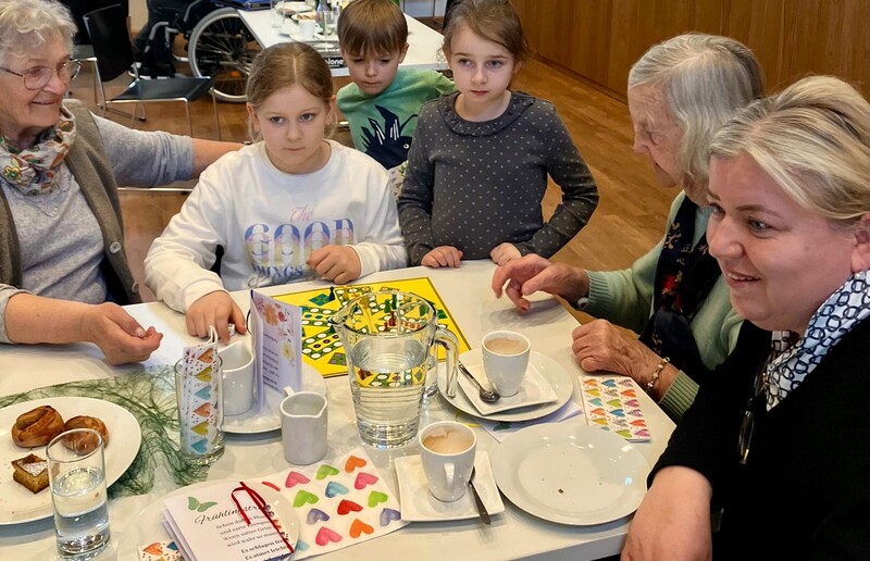 Gemeinsam spielen / Anna Gruber Schreiner