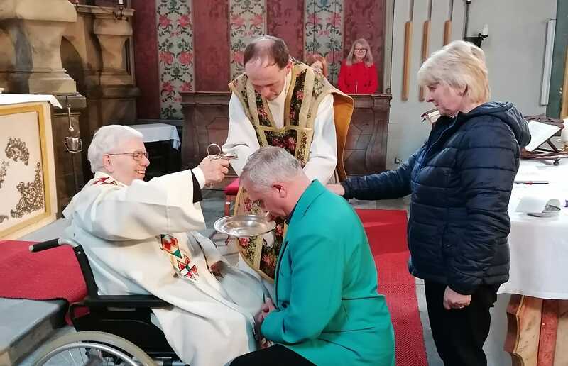 Erwachsenentaufe / Loretta Kain Pfarre Wildalpen