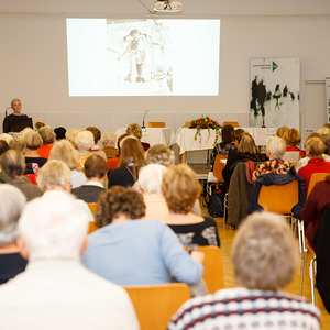 SONNTAGSBLATT, Gerd Neuhold