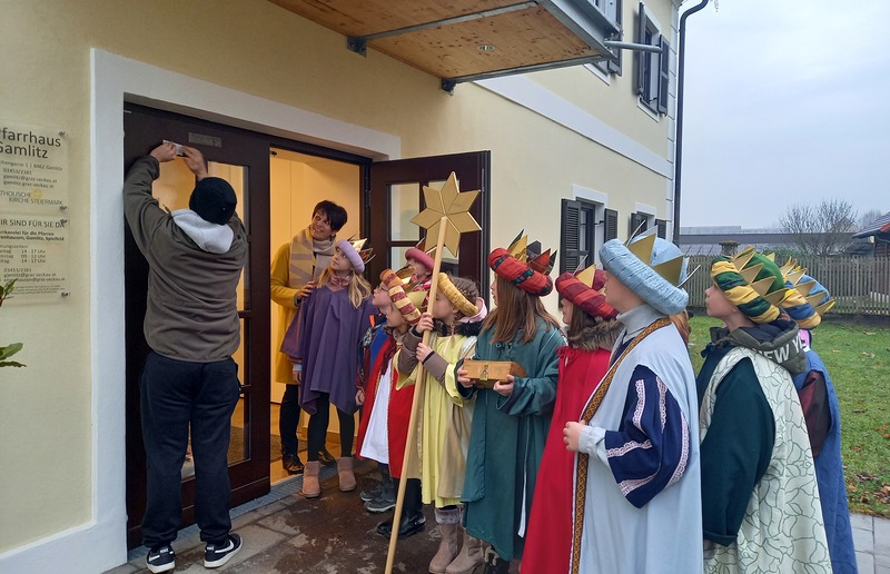 Sternsinger - Aktion / Verwüster Elisabeth Wir bringen den Segen in jedes Haus